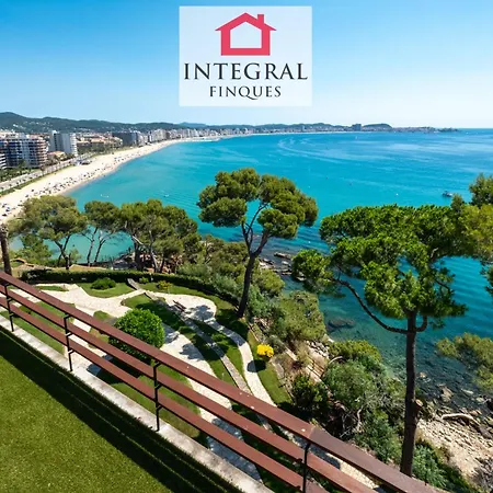 Eden Mar 아파트